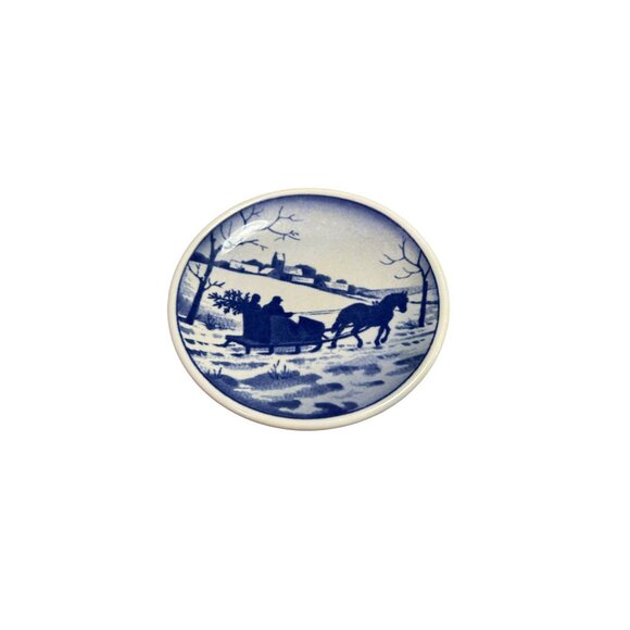 Vintage Royal Copenhagen Vinterlandskab Mini Collector Plate 3.3" Blue & White W - Picture 1 of 2